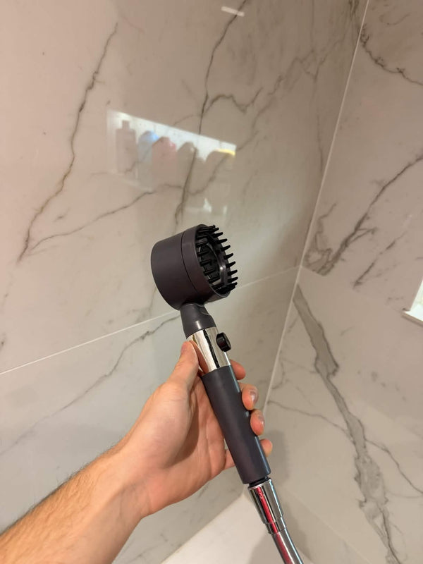 Bruno, 21